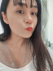 姐姐酥胸很大