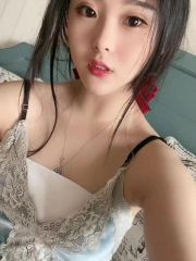 新袍小白虎